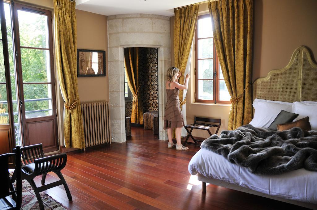 Castel Peyssard Bed & Breakfast Périgueux Rom bilde